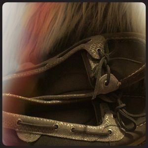 Sperry’s boating shoes